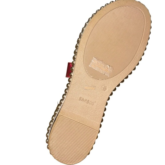 Bamboo Women's Size 10 Strappy Sandals Rainbow Iridescent Buckle Closure Flats - Picture 8 of 10